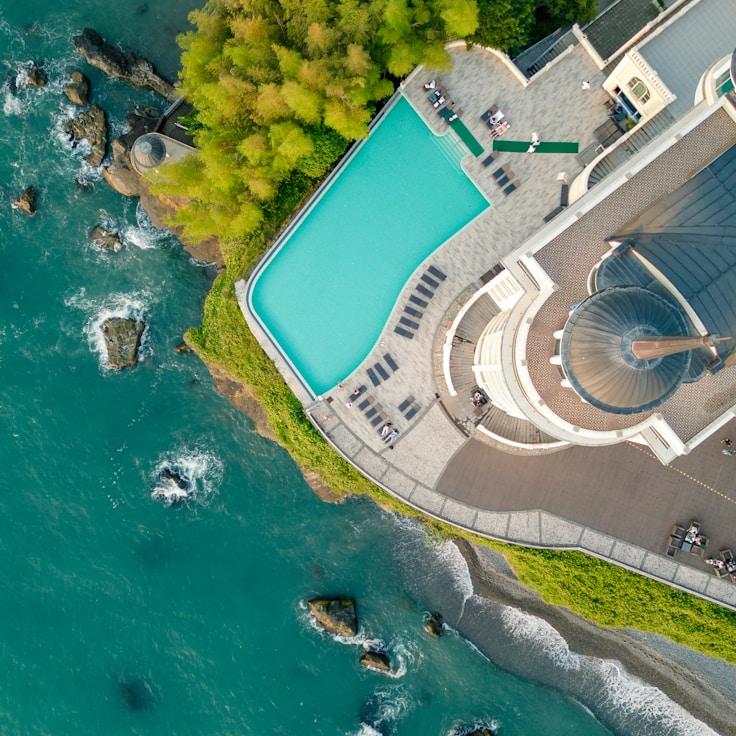 Family-friendly dining with comfortable seating